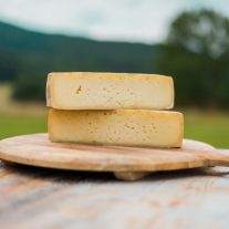 Farma pod Vtačnikom Ovčí zrejúci syr 6-mesačný  cca 250g