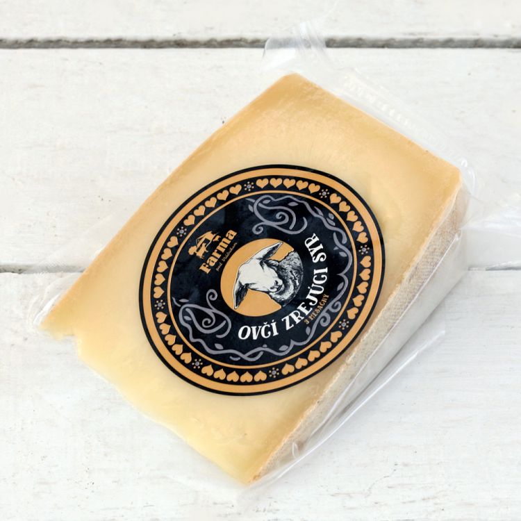 Farma pod Vtačnikom Ovčí zrejúci syr 3-mesačný  cca 250g