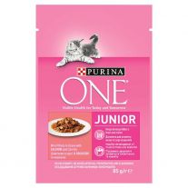 PURINA ONE Cat Junior mini filetky s lososom a mrkvou v šťave 85 g