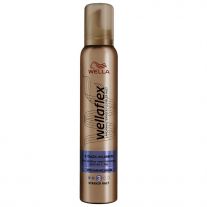 Wellaflex Penové tužidlo 2-days Volume Strong 3  200ml