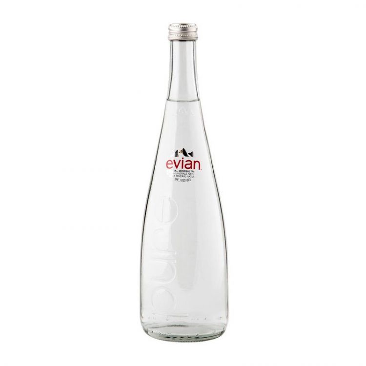 Evian Prírodná minerálna voda 750 ml Sklo