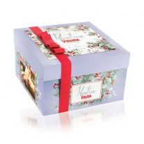 Virginia panettone s kandizovaným ovocím bez sultánoks lieskovoorieškovou polevou a mandľami