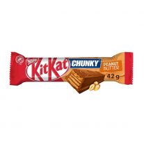 KitKat Chunky čokoládová tyčinka s oblátkou a arašidovou náplňou 42 g